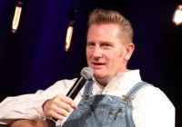 NASHVILLE, TN - MARCH 11: Singer-songwriter Rory Feek discusses his career and new book 'This Life I Live' at Country Music Hall of Fame and Museum on March 11, 2017 in Nashville, Tennessee. (Photo by Terry Wyatt/Getty Images for Country Music Hall of Fame and Museum)