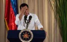 Philippine President Rodrigo Duterte gestures as he gives a speech during the mass oath taking of officials of various national leagues at the Malacanang Palace in Manila on June 1, 2017. Philippine airstrikes aimed at Islamist militants who are holding hostages as human shields in a southern city killed 11 soldiers, authorities said on June 1, as they conceded hundreds of gunmen may have escaped a blockade. / AFP PHOTO / NOEL CELIS (Photo credit should read NOEL CELIS/AFP/Getty Images)