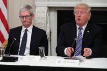 WASHINGTON, DC - JUNE 19: Apple CEO Tim Cook listens to U.S. President Donald Trump deliver opening remarks during a meeting of the American Technology Council in the State Dining Room of the White House June 19, 2017 in Washington, DC. According to the White House, the council's goal is "to explore how to transform and modernize government information technology." (Photo by Chip Somodevilla/Getty Images)