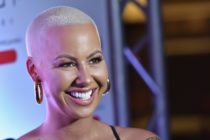 MIAMI, FL - AUGUST 18: Amber Rose attends End Of Summer Party at Sugar Factory American Brasserie on August 18, 2017 in Miami, Florida. (Photo by Gustavo Caballero/Getty Images for Sugar Factory American Brasserie)