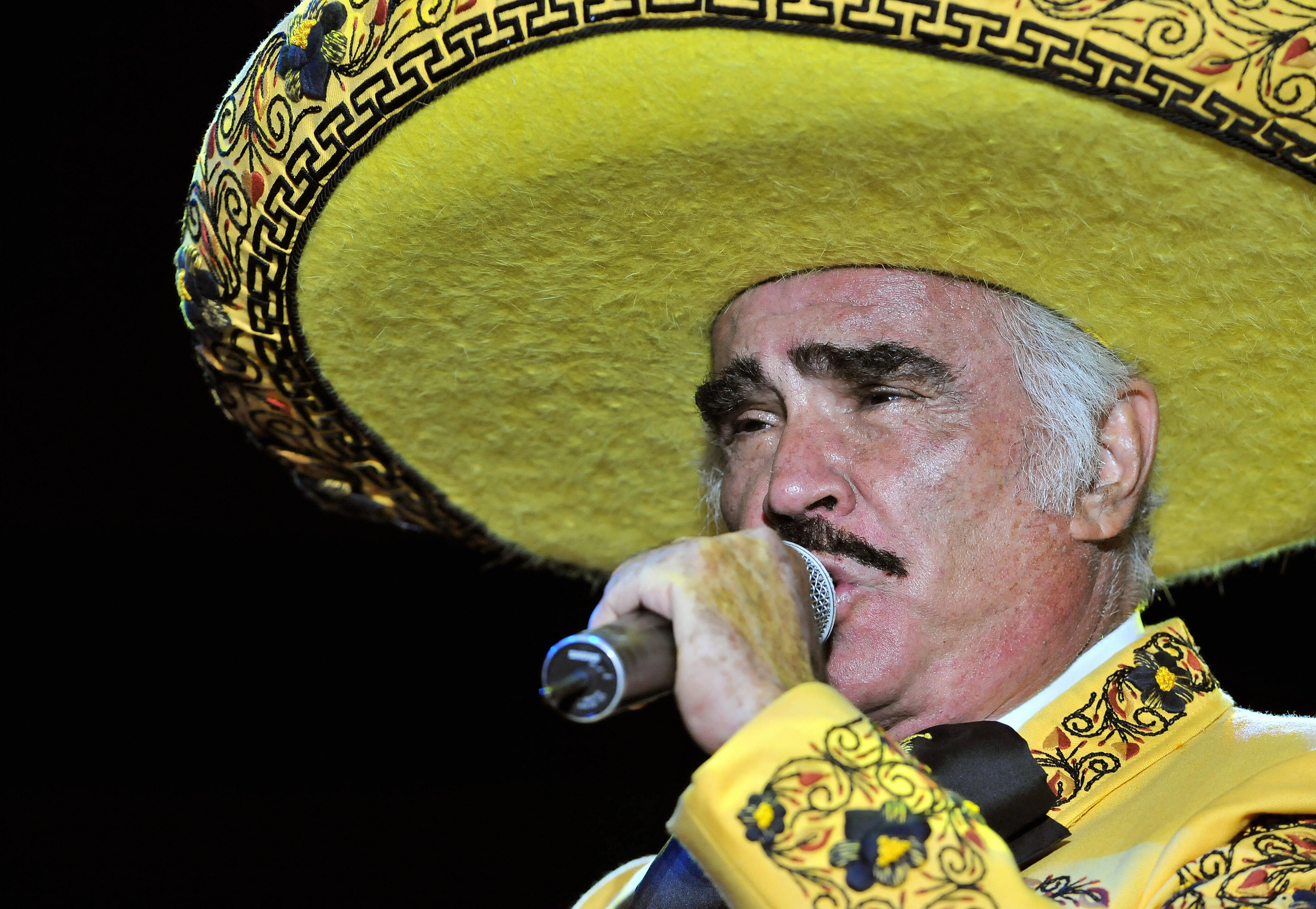 Mexican icon Vicente Fernandez refused liver transplant, fearing gay donor
