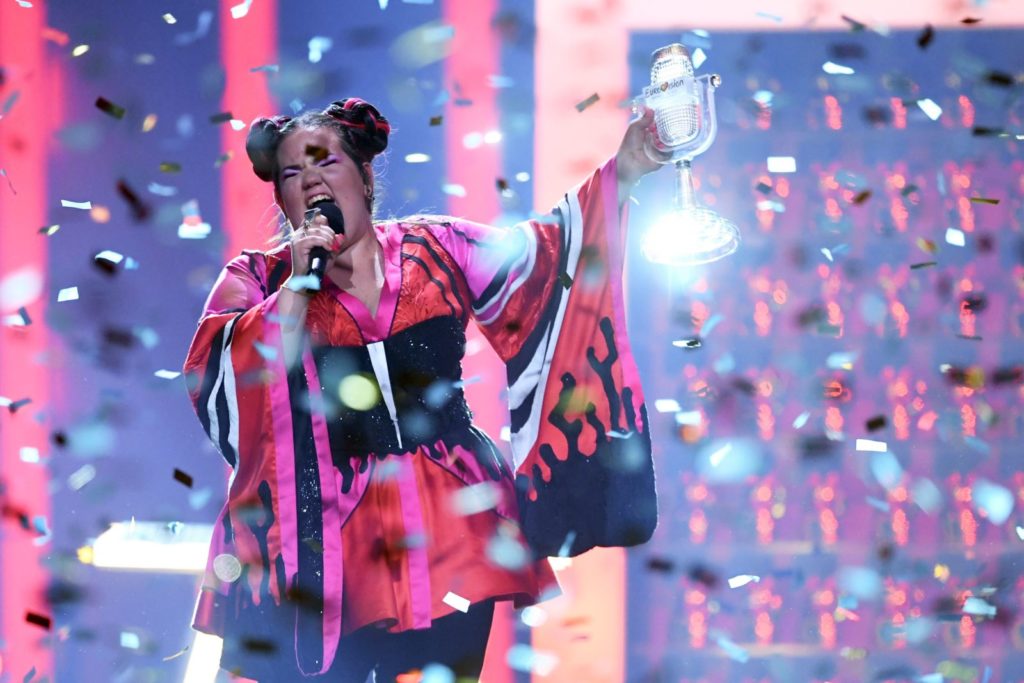 TOPSHOT - Israel's singer Netta Barzilai aka Netta performs with the trophy after winning the final of the 63rd edition of the Eurovision Song Contest 2018 at the Altice Arena in Lisbon, on May 12, 2018. (Photo by Francisco LEONG / AFP) (Photo credit should read FRANCISCO LEONG/AFP/Getty Images)