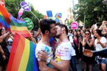 Turkey's Pride parade 2016 successful despite religious objections. (Getty)