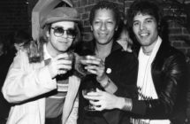 Freddie Mercury: Elton John tells tearful story about singer's final days