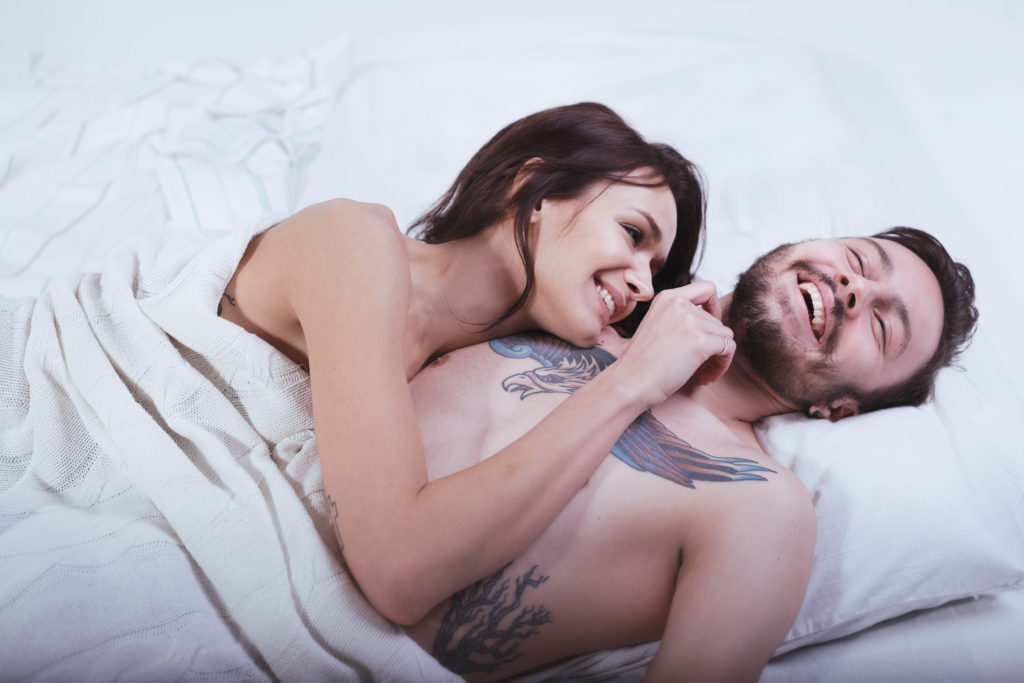 A guy hated when his girlfriend wore boxers to bed because it's "gay", showing just how strong and stable his masculinity is. (Stock photo via Elements Envato)