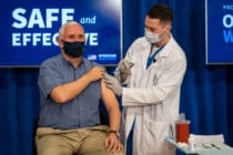 Mike Pence gets the COVID-19 vaccination