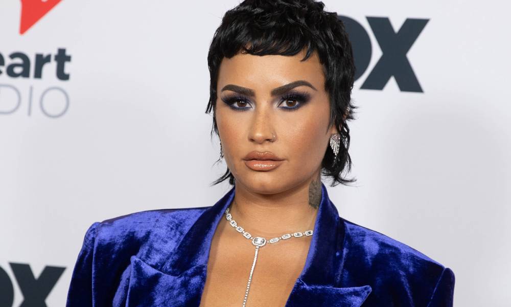 Demi Lovato non-binary