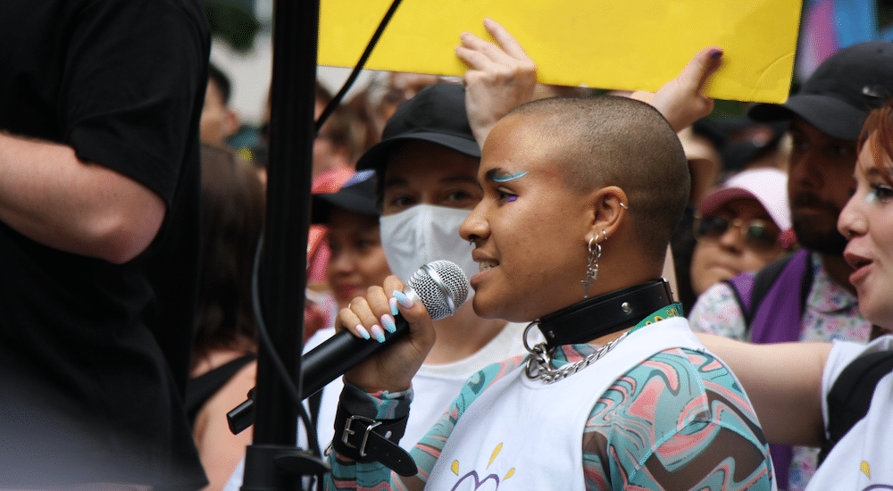 Hollyoaks' Ki Griffin speaks to thousands of queers at London Trans+ Pride