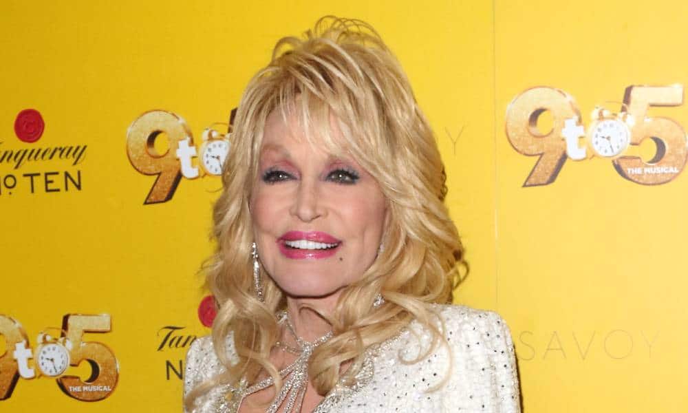 Dolly Parton arrives for the 9 to 5 the Musical Gala Night