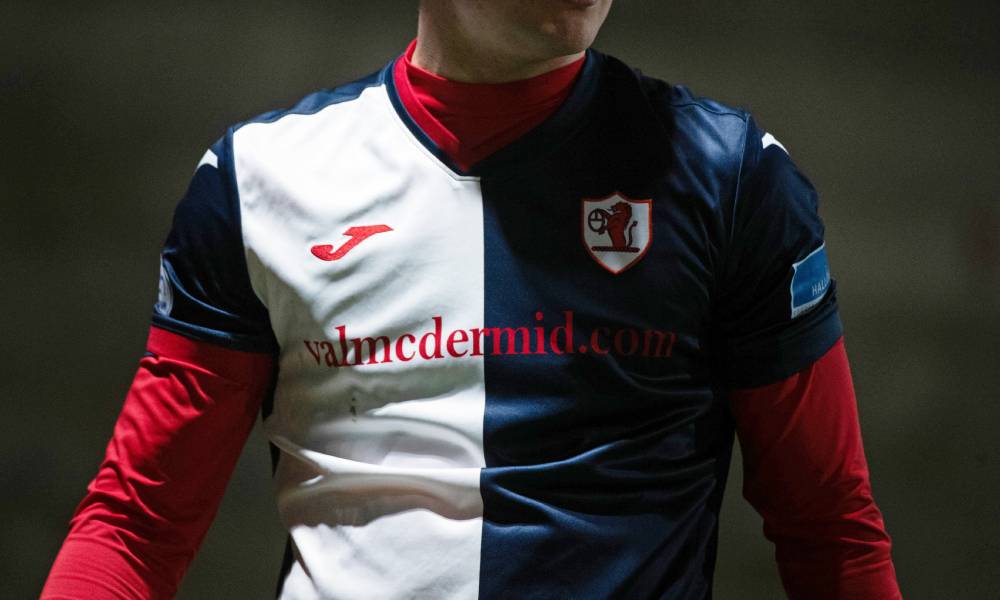 A Raith Rovers player wears an uniform with Scottish writer Val McDermid's name on it