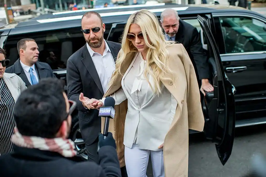 Kesha walking into court in February 2016.