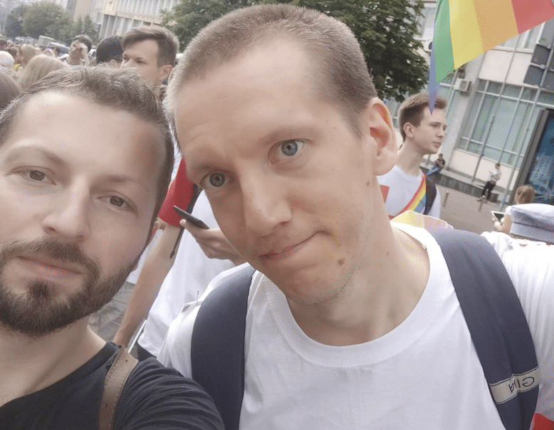 Ukraine queer couple fighting Putin