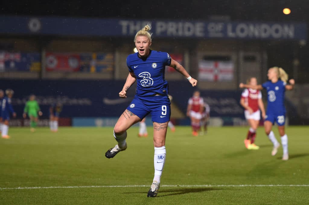 Bethany England scores for Chelsea