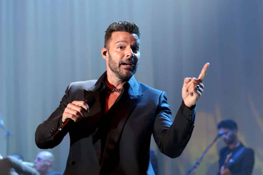 Ricky Martin s'exprime après la publication d'allégations 